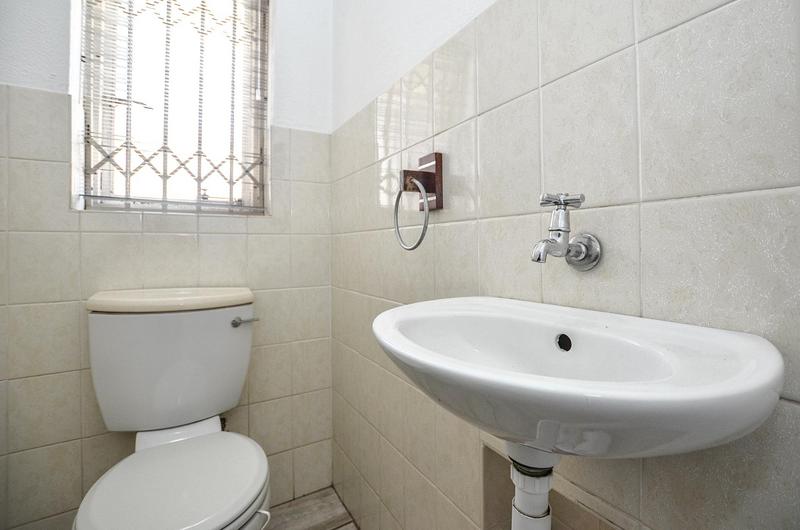 5 Bedroom Property for Sale in Parow North Western Cape